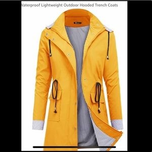 Lightweight rain coat never worn